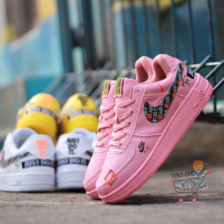  NIKE  AIR  FORCE 1 07 LOW JUST DO IT SEPATU  NIKE  PUTIH  