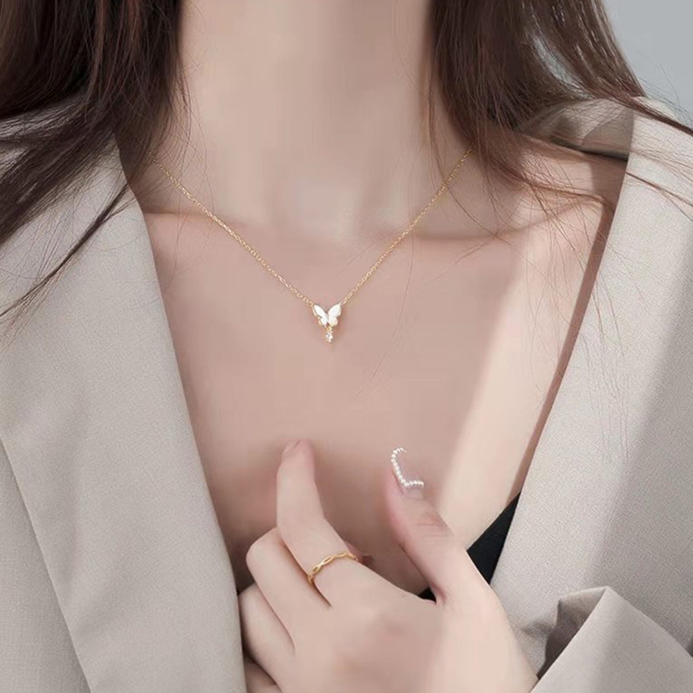 Kalung Rantai Klavikula Hias Liontin Kupu-Kupu Berlian