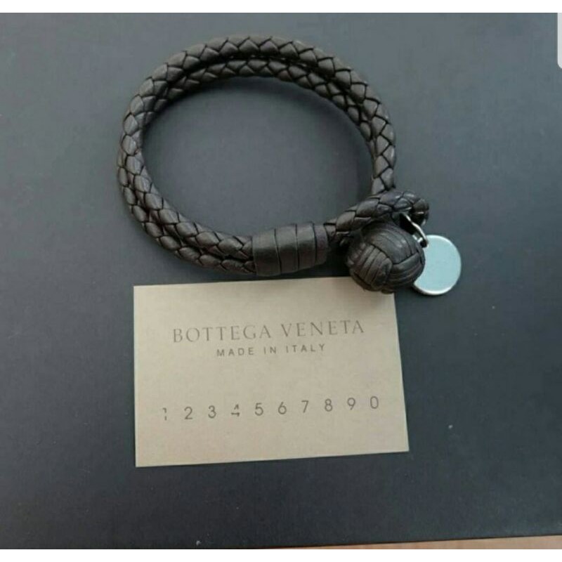 gelang pria B venneta bahan kulit asli + box