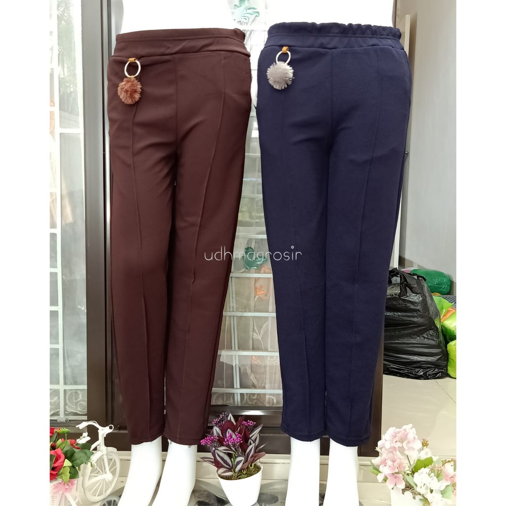 Celana Basic Pants Pompom