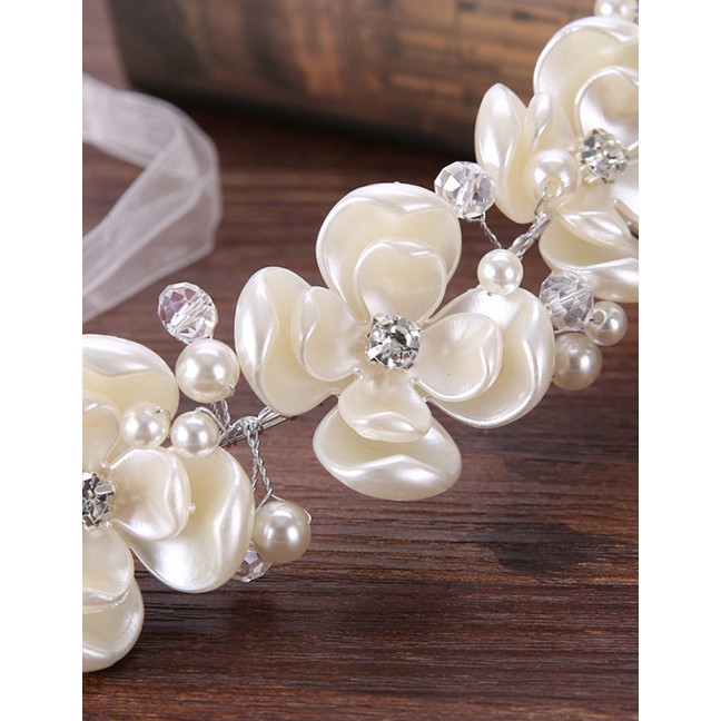 LRC Aksesoris Rambut Fashion White Flower Shape Decorated Hair Accessories E59525