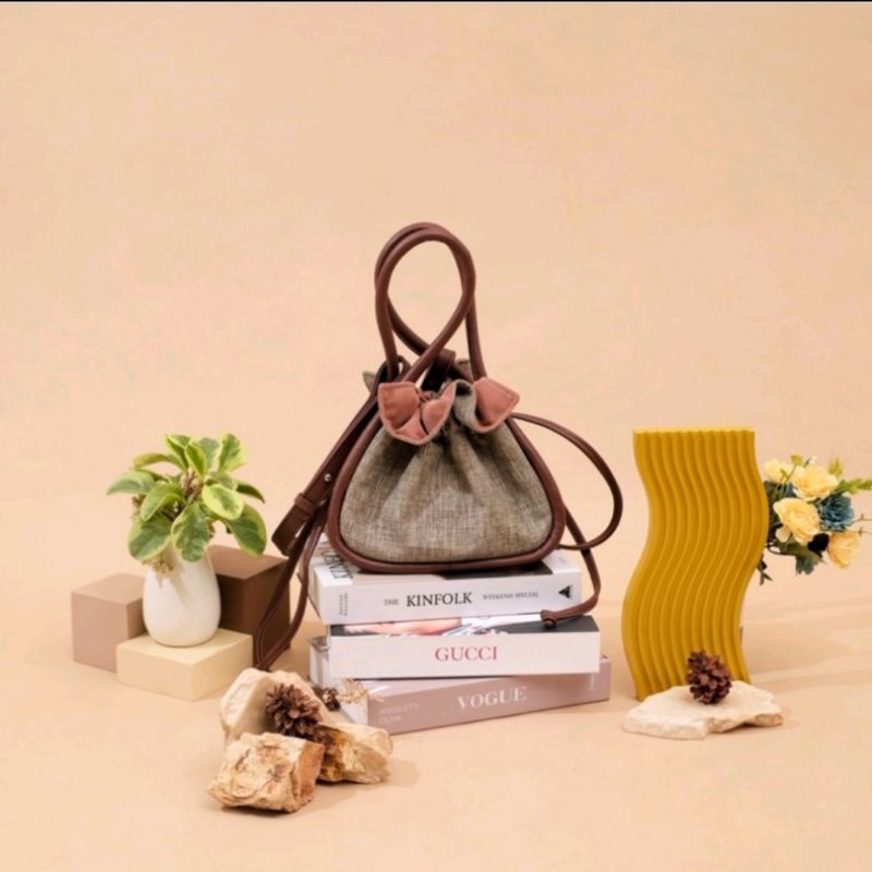 NEVER BEEN USED Sejiwa bag (Freya)