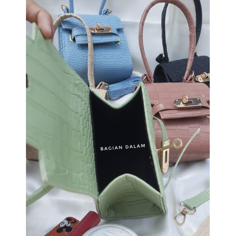 SALUNA MINI BAG (TIDAK MUAT HP)