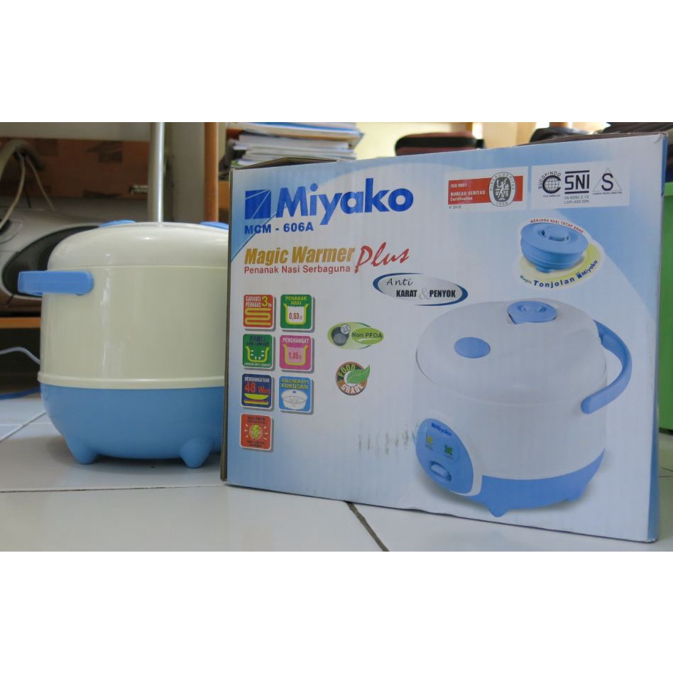 Miyako Rice Cooker Mini 0.6 Liter 3 in 1 - MCM606A