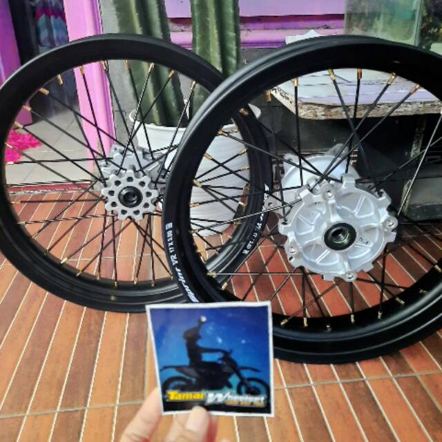 velg pelah pelek supermoto crf 150 L tanpa ban