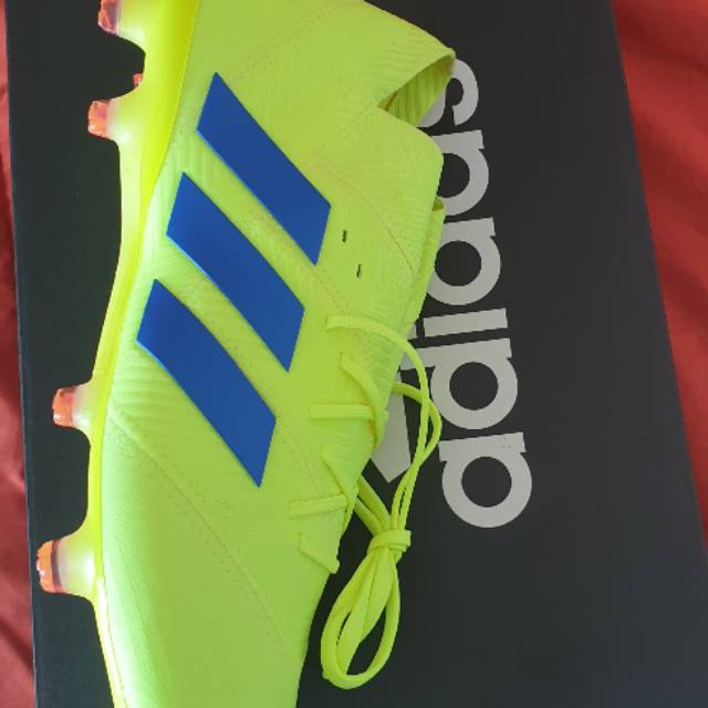 Sepatu Sepakbola ADIDAS NEMEZIZ 18.1 FG