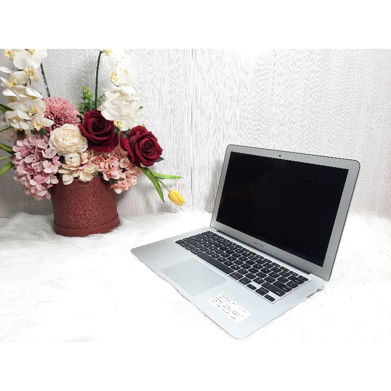 Macbook Air  Murah 2012 Core i5 Ram 4 GB SSD 256 GB Bergaransi