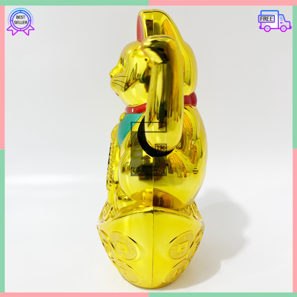 Patung Hiasan Dekorasi Boneka Pajangan Kucing Hoki Keberuntungan Lucky Cat Rejeki Maneki Neko Maneko Neki Emas Gold Tangan Gerak Goyang Baterai Batre Batrai Batrei Non Solar Listrik Cina China Jepang Meja Toko Kasir Size Ukuran Kecil Sedang Medium Besar