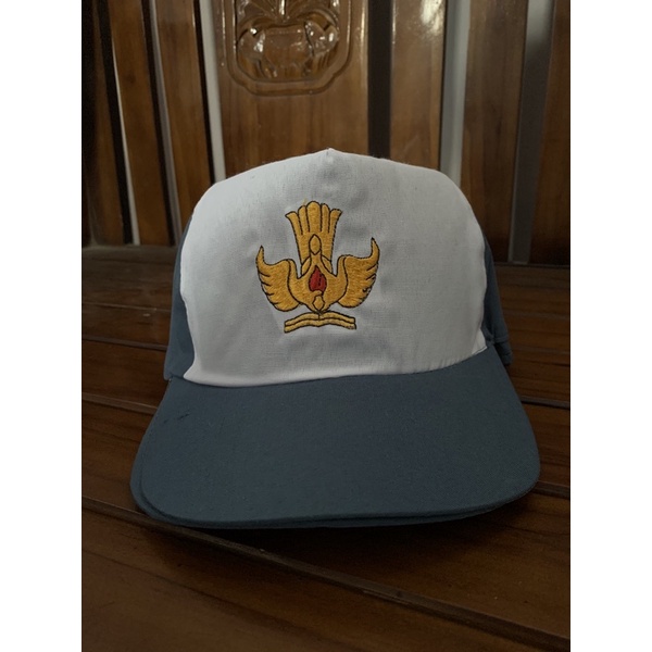 Topi Sekolah Sma bordir + identitas kain Drill (min 50)