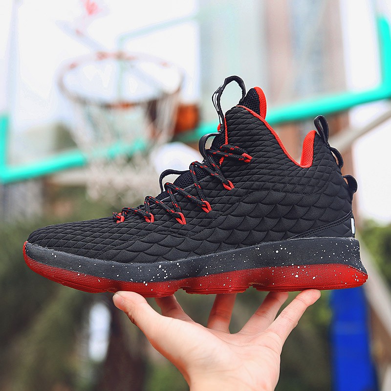 lebron sneakers black