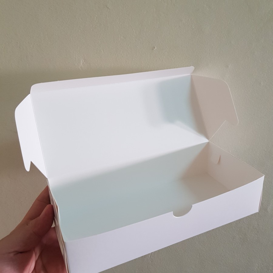 

12 pcs dus bolu gulung putih polos box packaging kue kukus kotak snack makanan dessert uk. 22x10x5cm