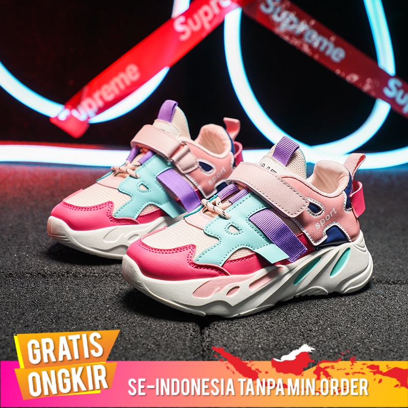 Anak Kanvas Sepatu 2022   Permen Warna Sepatu Slip-On  Korea  Pria Kasut Sniker
