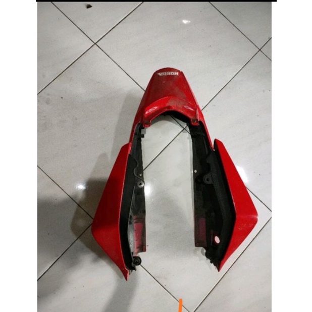 body belakang cbr 150r 150fi k45a cbr 150 lokal mata dua nonled k45 ekor buntut fairing belakang