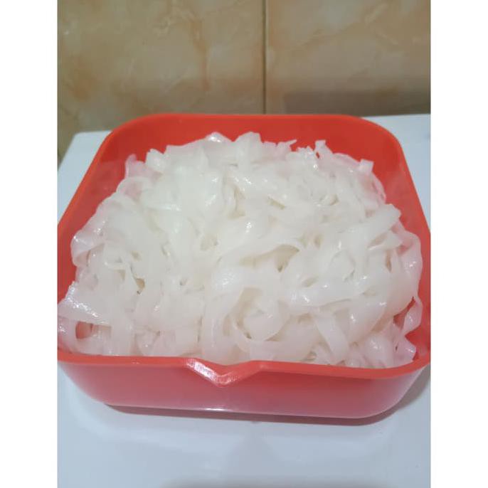 

Monggo] Kwetiau / Kwetiaw / Kuetiau / Kuetiaw Mentah / Basah