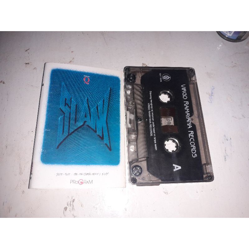 kaset slank suit suit he he