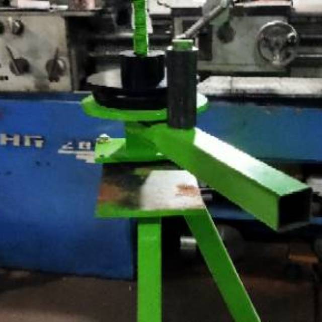 Bending Pipa Hollow 3 Dimensi