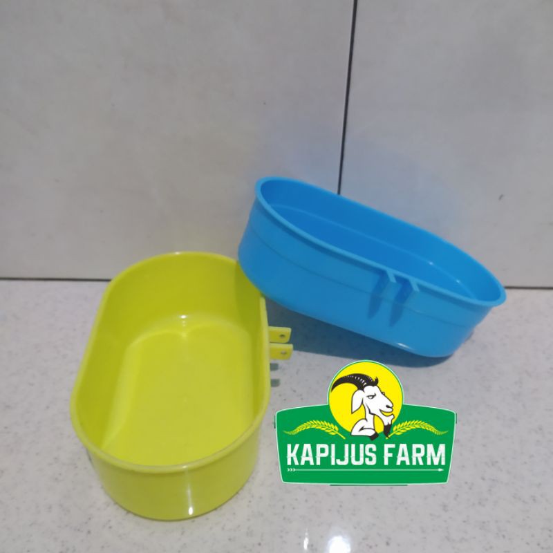 

Cepuk Wadah Pakan Ayam Burung Tempat Pakan Ayam Burung Makanan Ayam Burung