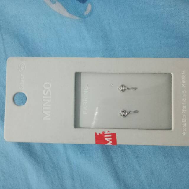 Anting miniso