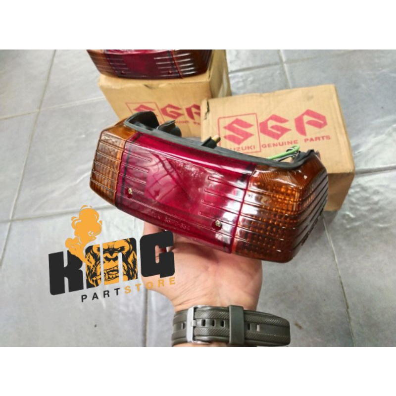 STOPLAMP ASSY LAMPU BELAKANG SUZUKI RC80 RC100 BRAVO ORIGINAL SGP - MIKA STOP SEIN RC 80 100 ORI SET