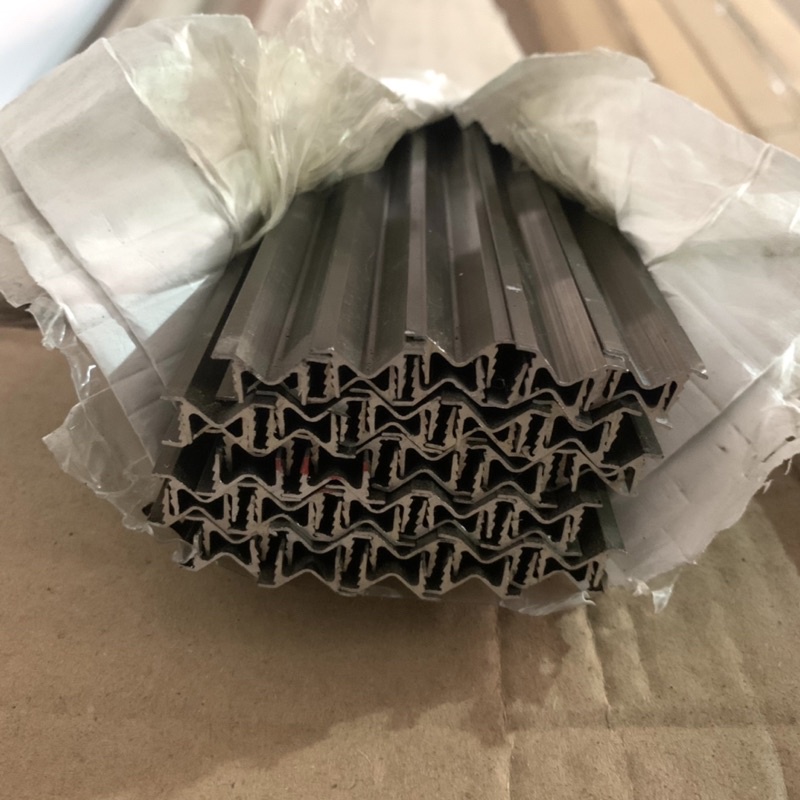 (1.5 Meter) Rel Sliding U dan M Pintu Lemari Geser | Rel Las UM / UV Lenaga