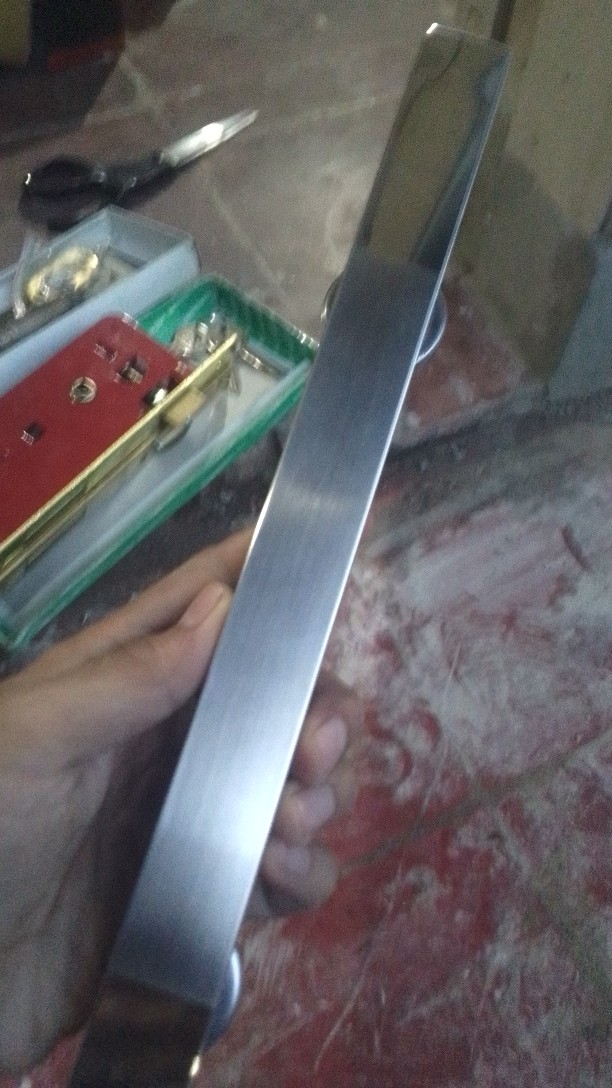 Handel Pintu Kotak Stanles Minimalis 35 Cm