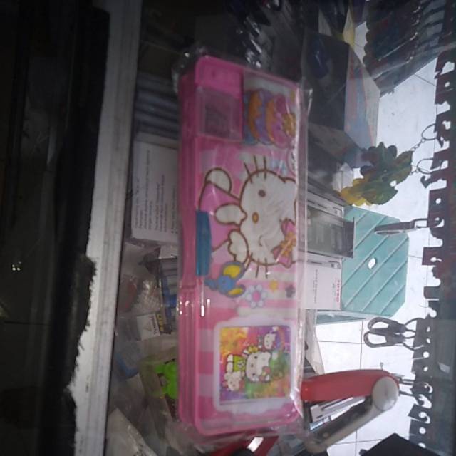 

Kotak pensil