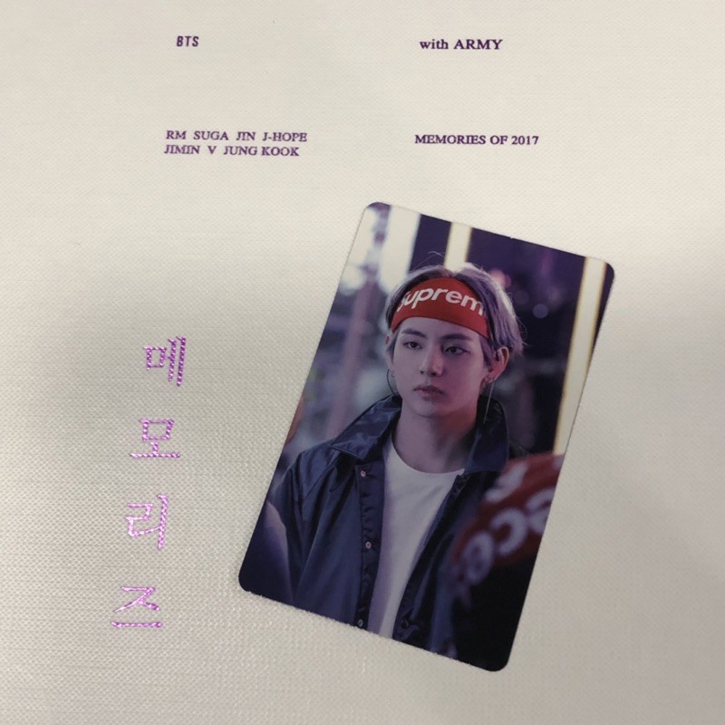 [BOOKED] BTS Taehyung V Photocard from Memories of 2017 DVD