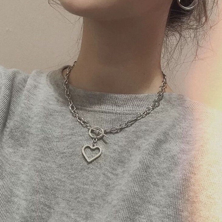 Retro punk Eropa dan Amerika in blogger cinta liontin tekstur logam berlebihan tebal jaringan hip ho