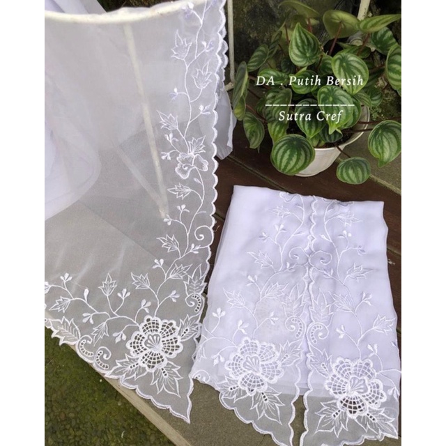 Kain kebaya Bordir Putih 2 Motif Bahan sutra Crep
