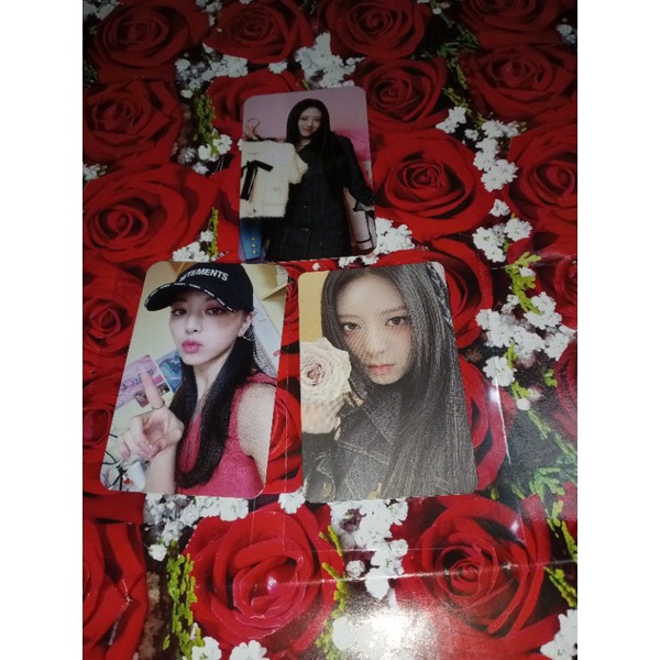 Ready photocard Yuna Itzy cil dan guees who mecima official