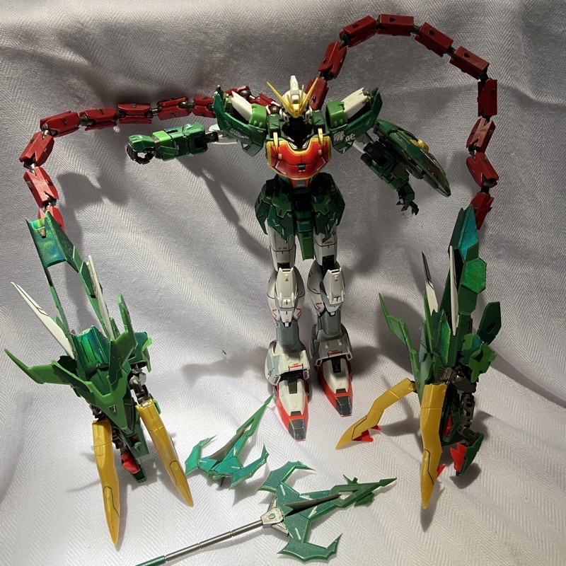 MG 1/100 ALTRON EW GUNDAM (SUPERNOVA)