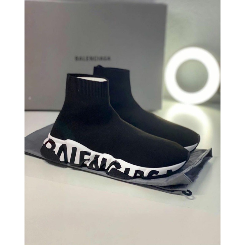 BALENCIAGA SPEED TRAINER GRAFFITY TRIPLE BLACK HIGH QUALITY 1:1