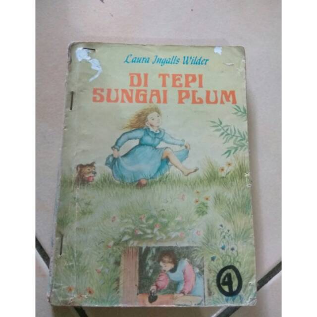 Di tepi sungai Plum