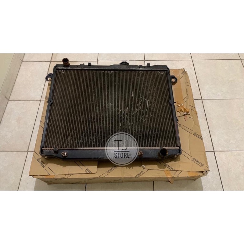 Radiator Toyota Land Cruiser VX 100