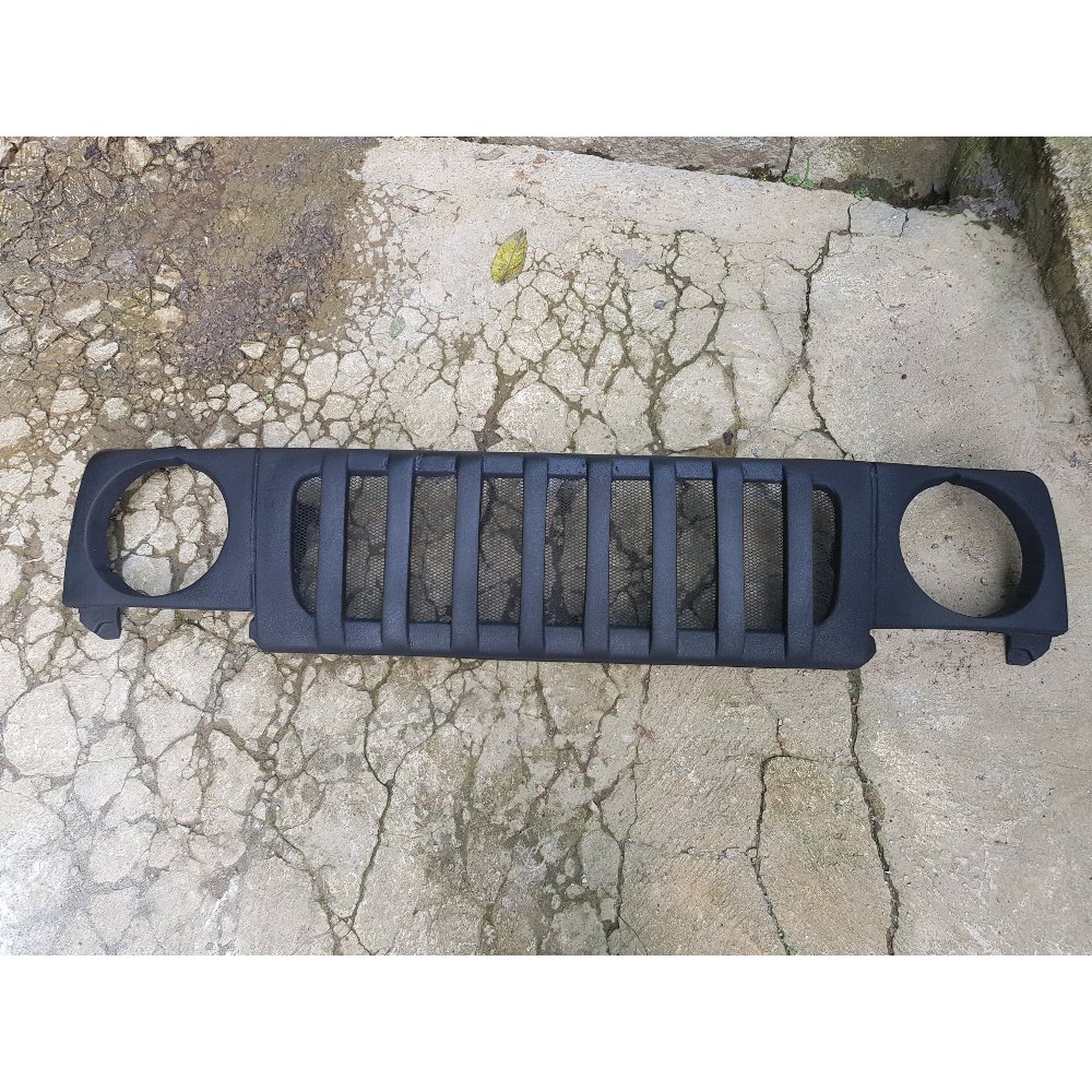 Grill Taft Feroza Lampu Bulat