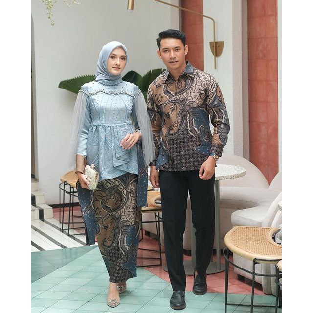 Batik Couple Kebaya Modern Kebaya Tunangan Lamaran Baju Wisuda Batik Brukat Terbaru