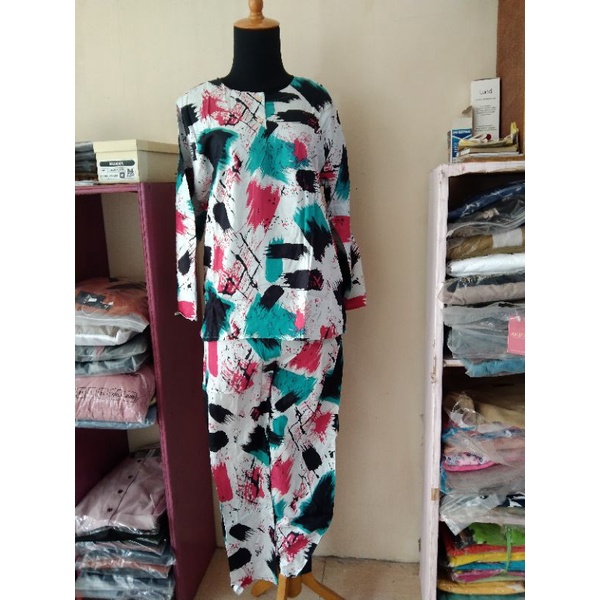 SETELAN CPLP/SETELAN WANITA KEKINIAN