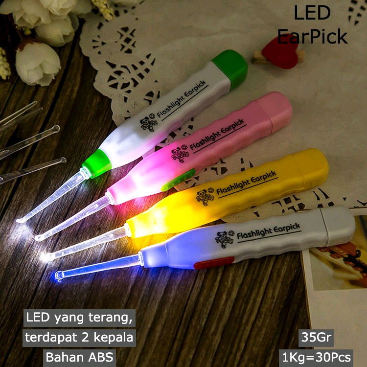 Pembersih Telinga LED Flashlight Earpick Korek Kuping