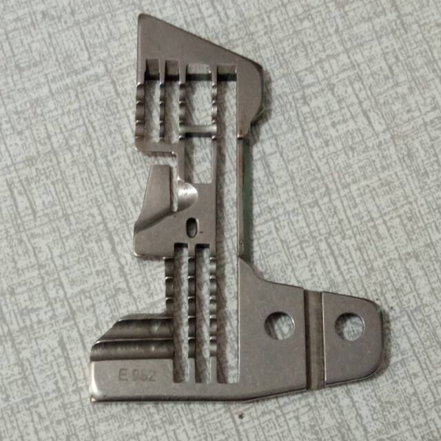 E982 Plat / Plate Mesin Obras Benang 5