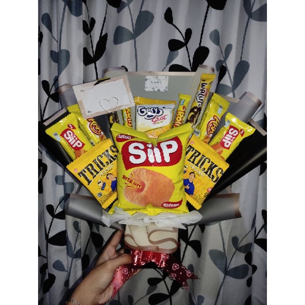 

SNACK BUCKET | HAMPERS SNACK