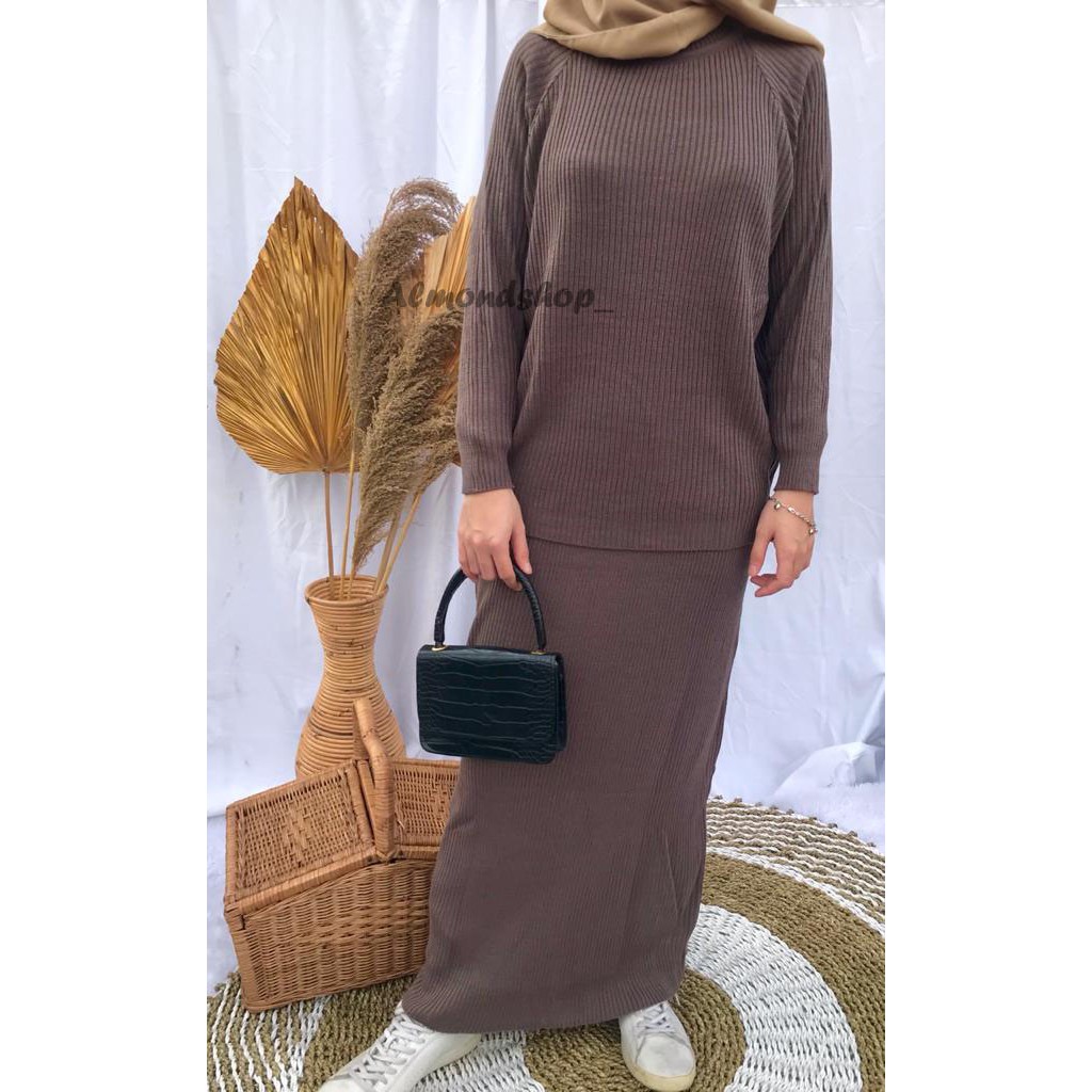 Boxy Set Stelan Rajut Wanita / Sweater Rajut Wanita / Set Knit 2in1 Sweater + Rok / Baju Rajut