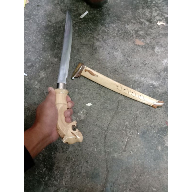pisau kepala macan