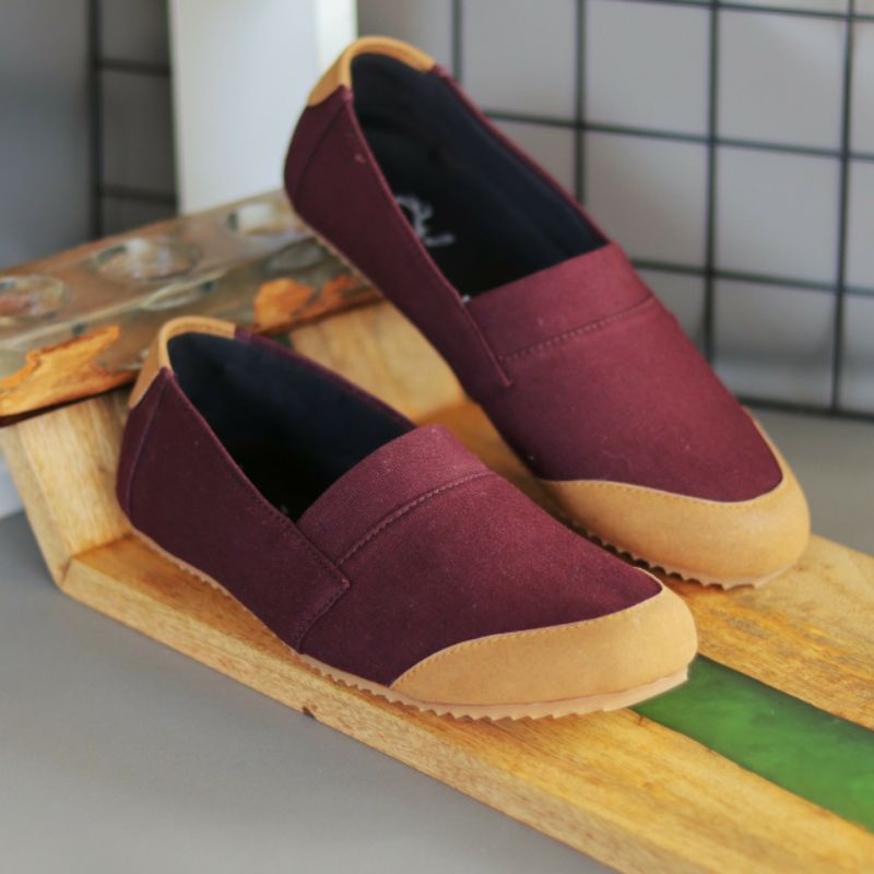 Sepatu Slip On Pria Kasual Slop Santai Murah Original Canvas Twill Premium