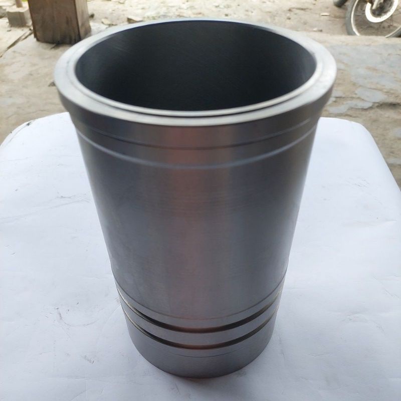 Poring boring cylinder liner S1115 24pk dongfeng
