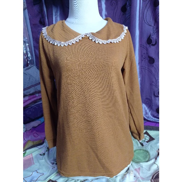 ATASAN RAJUT RENDA KERAH