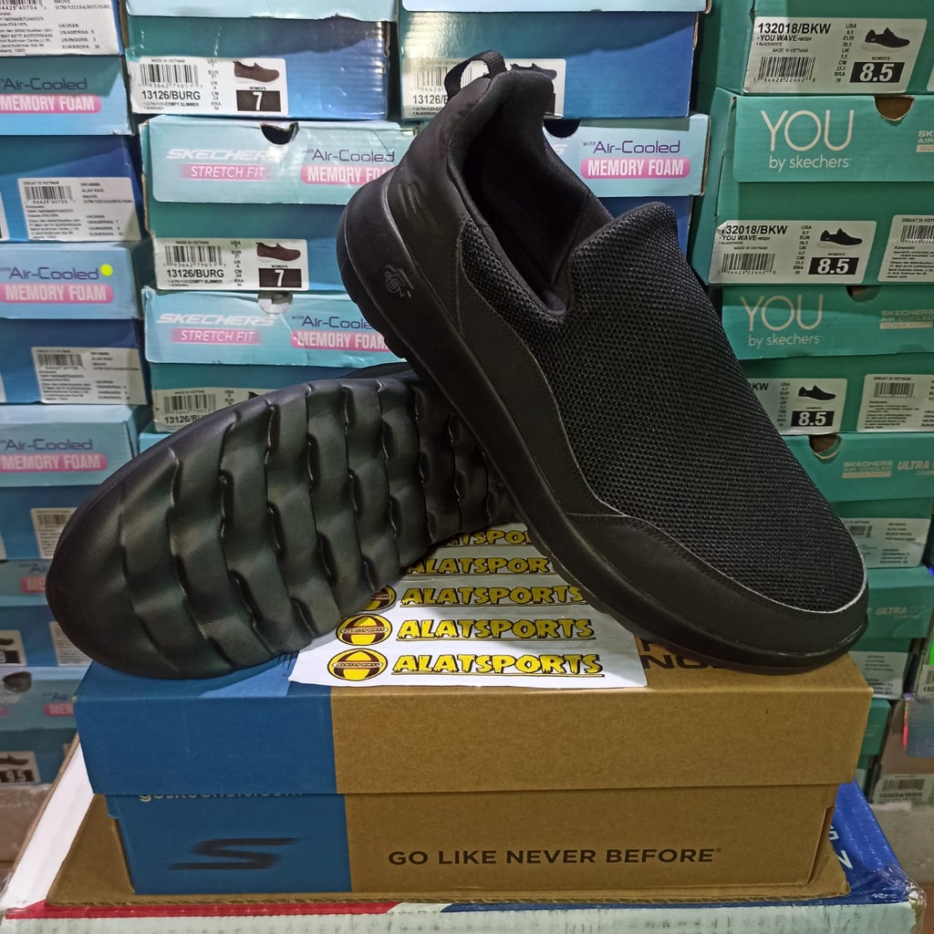 Skechers Go Walk Max Privy 54626-BBK Hitam Sepatu Slip On Pria Original