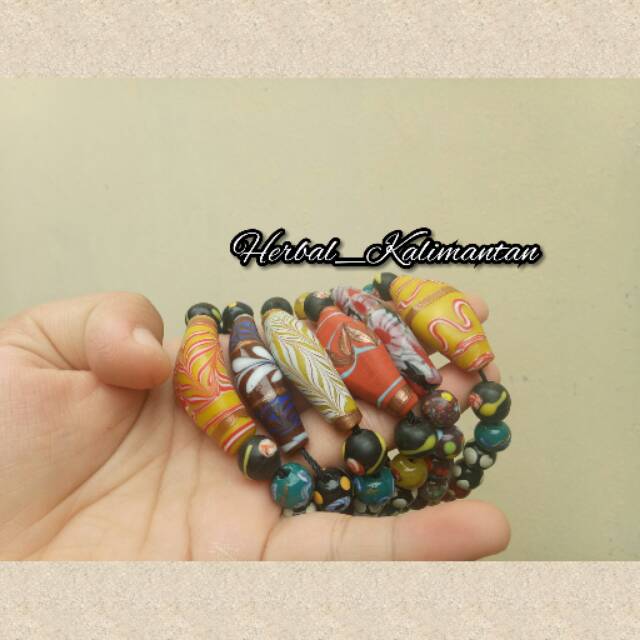 Gelang Etnik khas dayak kalimantan