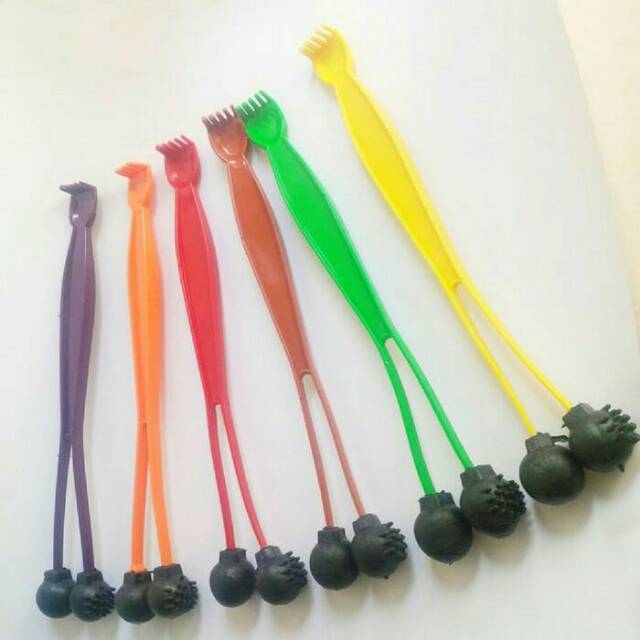 Garukan Badan / Alat Garukan Punggung Kerok Pijat Plastik Refleksi Murah