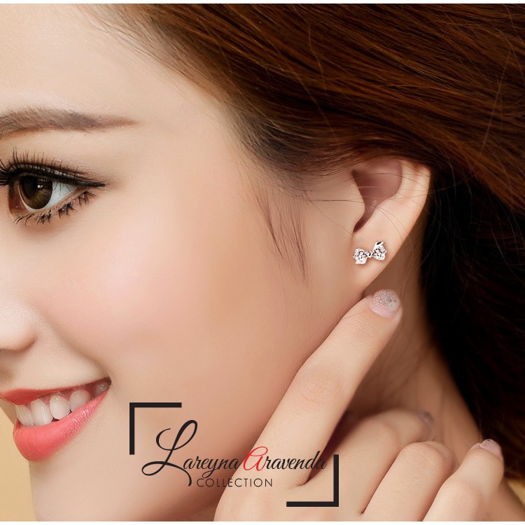 Anting Titanium Wanita Model Pita Kristal Crystal Unik AT029