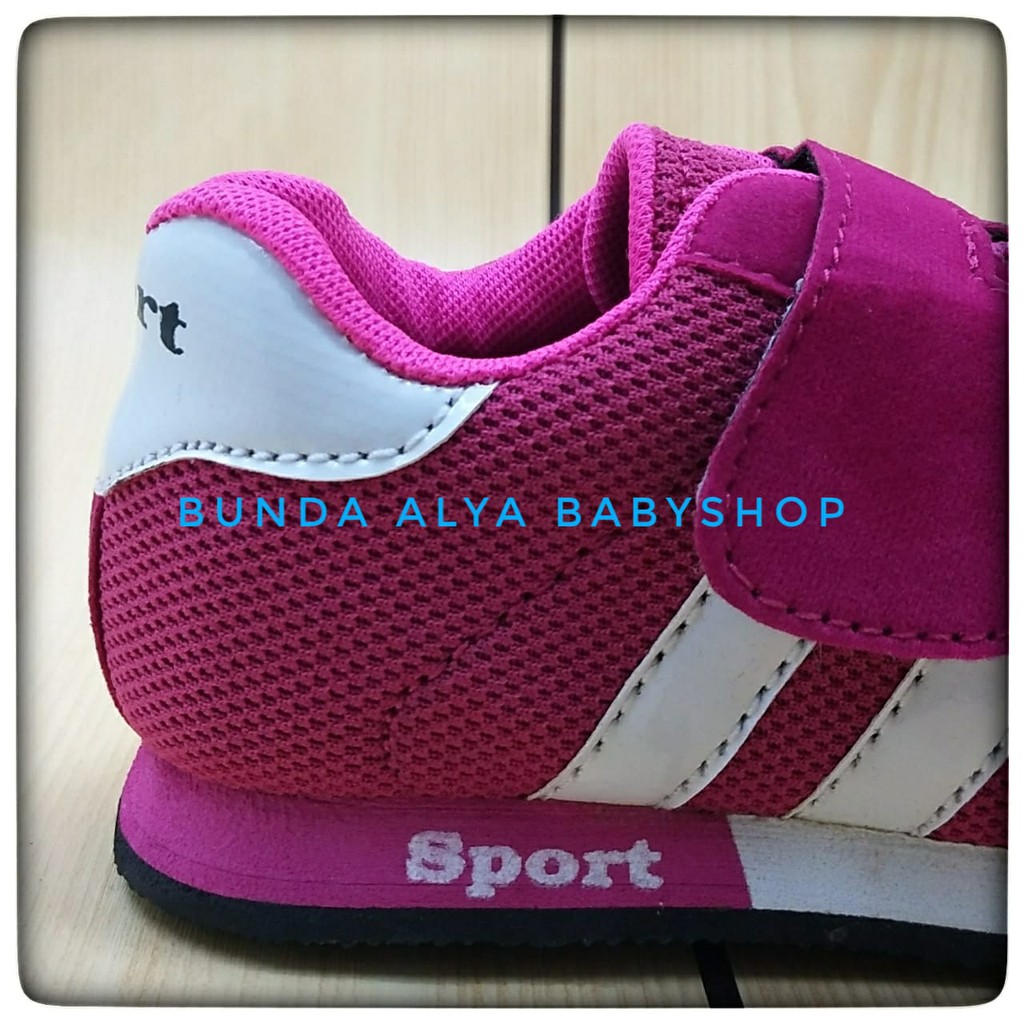 Sepatu Anak Perempuan Sneakers Usia 2 Tahun Size 23 FANTA - Sepatu Anak Sporty Anti Licin SALE PENGHABISAN